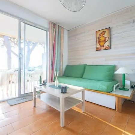 דירה Au Calme, Dans Les Pins, Avec Vue Et Piscine *