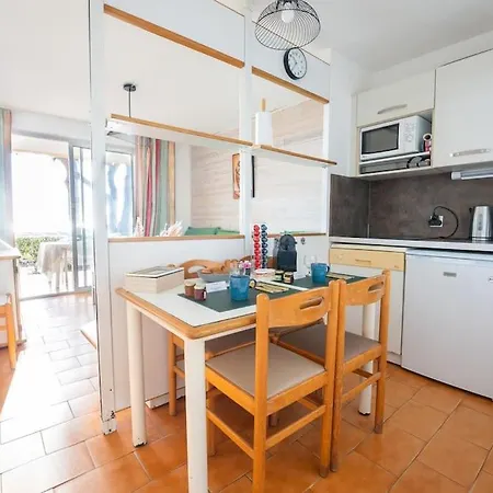 Au Calme, Dans Les Pins, Avec Vue Et Piscine Daire *