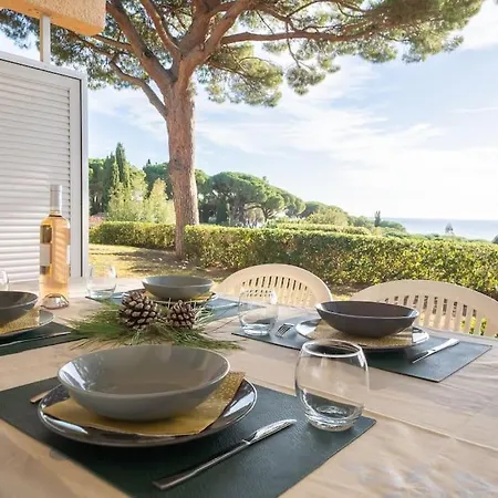 Au Calme, Dans Les Pins, Avec Vue Et Piscine דירה *